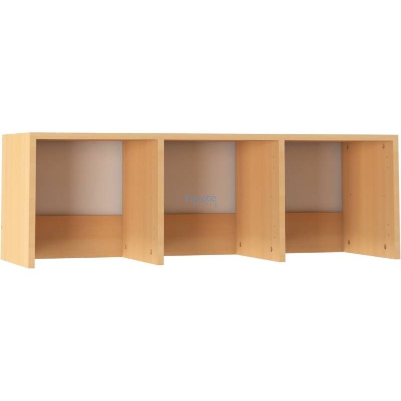 Cubo žema antstata. 3 siauros nišos