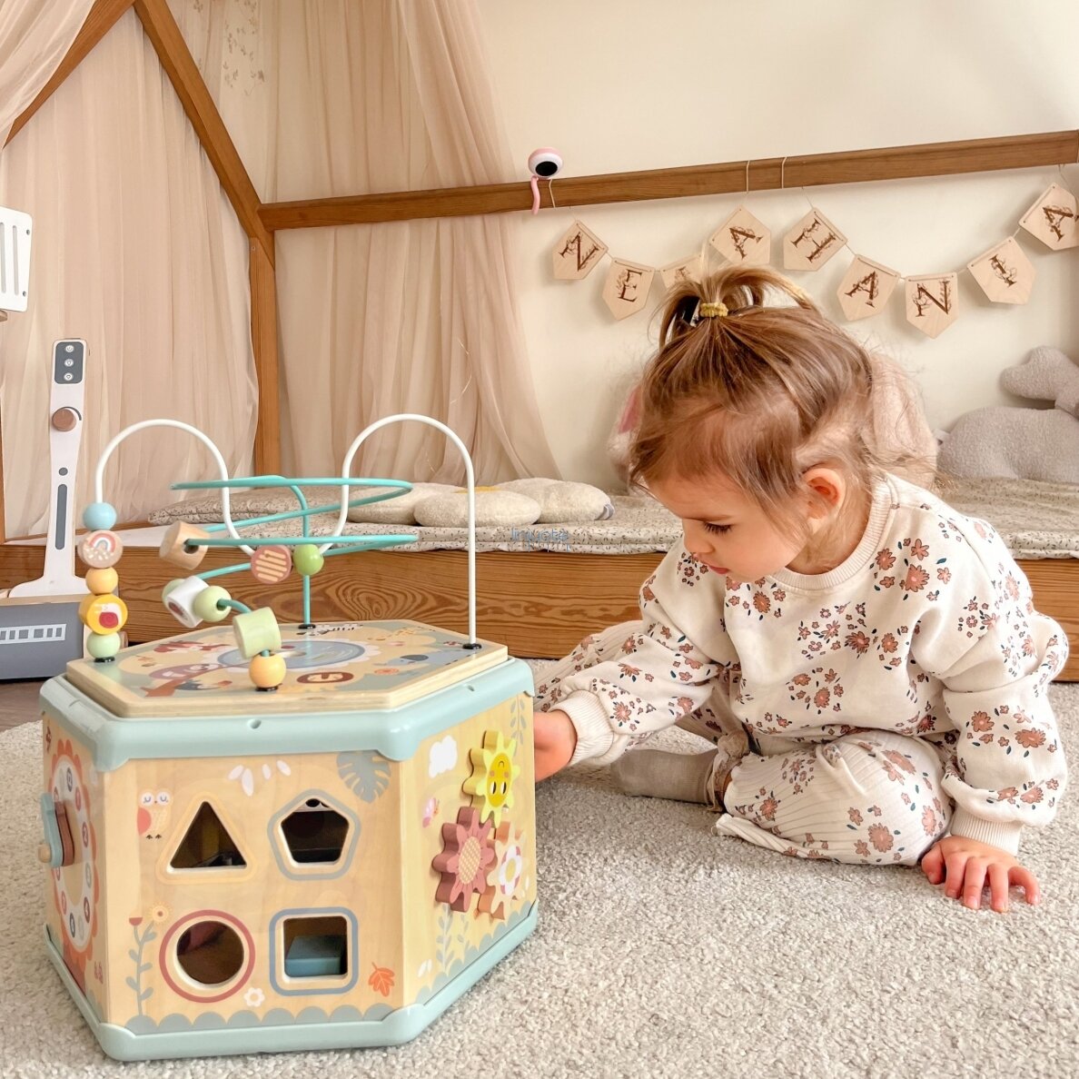 TOOKY TOY Interaktyvus medinis Montessori šešiakampis atidaromas dėžutės tipo žaislas 1