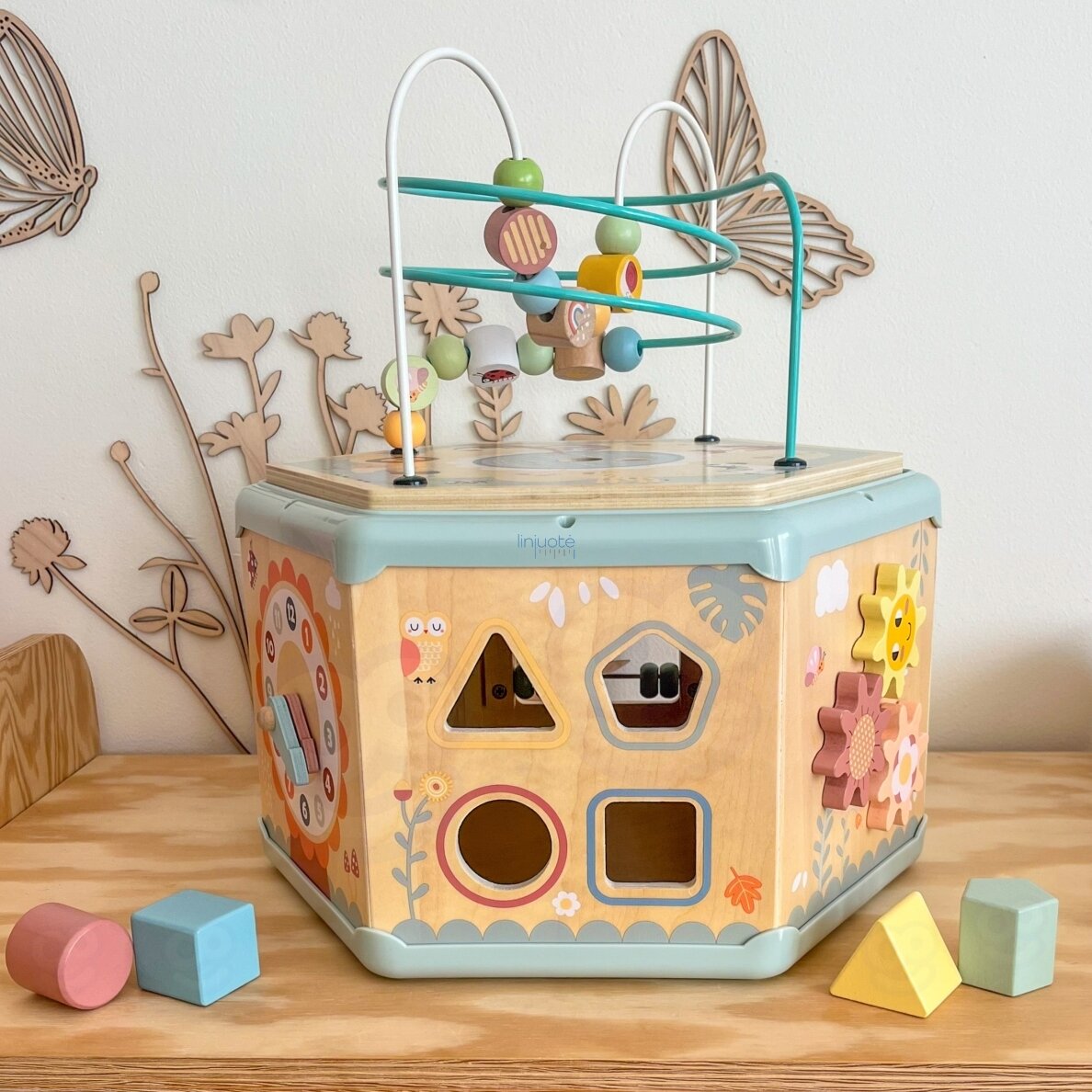 TOOKY TOY Interaktyvus medinis Montessori šešiakampis atidaromas dėžutės tipo žaislas 10 TOOKY TOY Interaktyvus medinis Montessori šešiakampis atidaromas dėžutės tipo žaislas 10