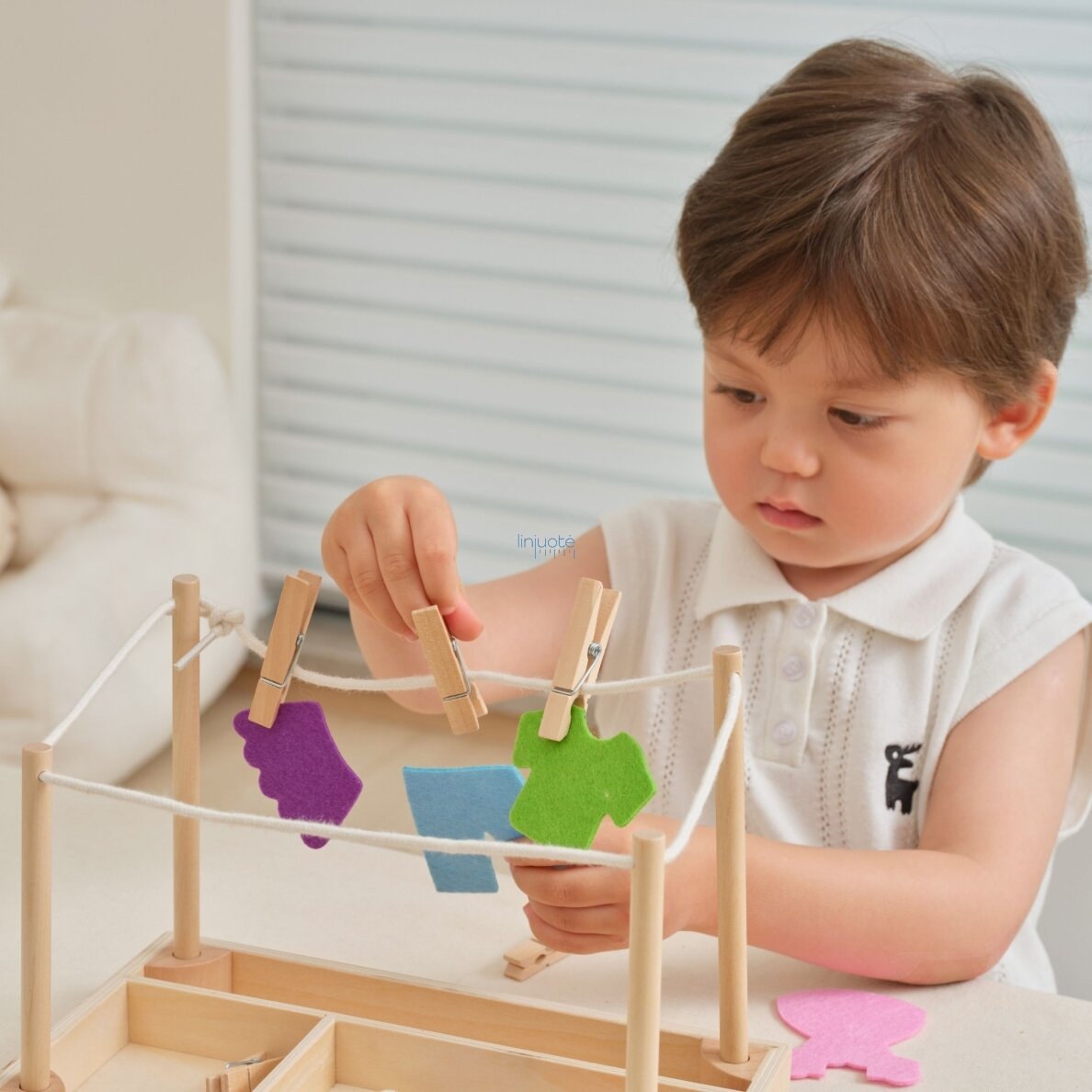 VIGA medinis skalbimo rinkinys drabužių džiovyklė, drabužėliai, segtukai Montessori 27 el. 1