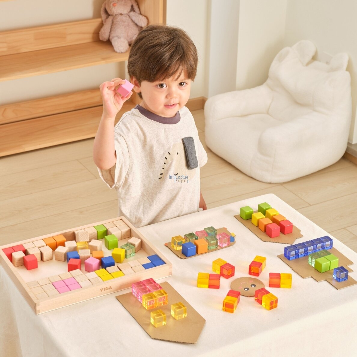 VIGA sensorinės medinės kaladėlės spalvotos skaidrios Montessori 108 vnt. 2 VIGA sensorinės medinės kaladėlės spalvotos skaidrios Montessori 108 vnt. 2