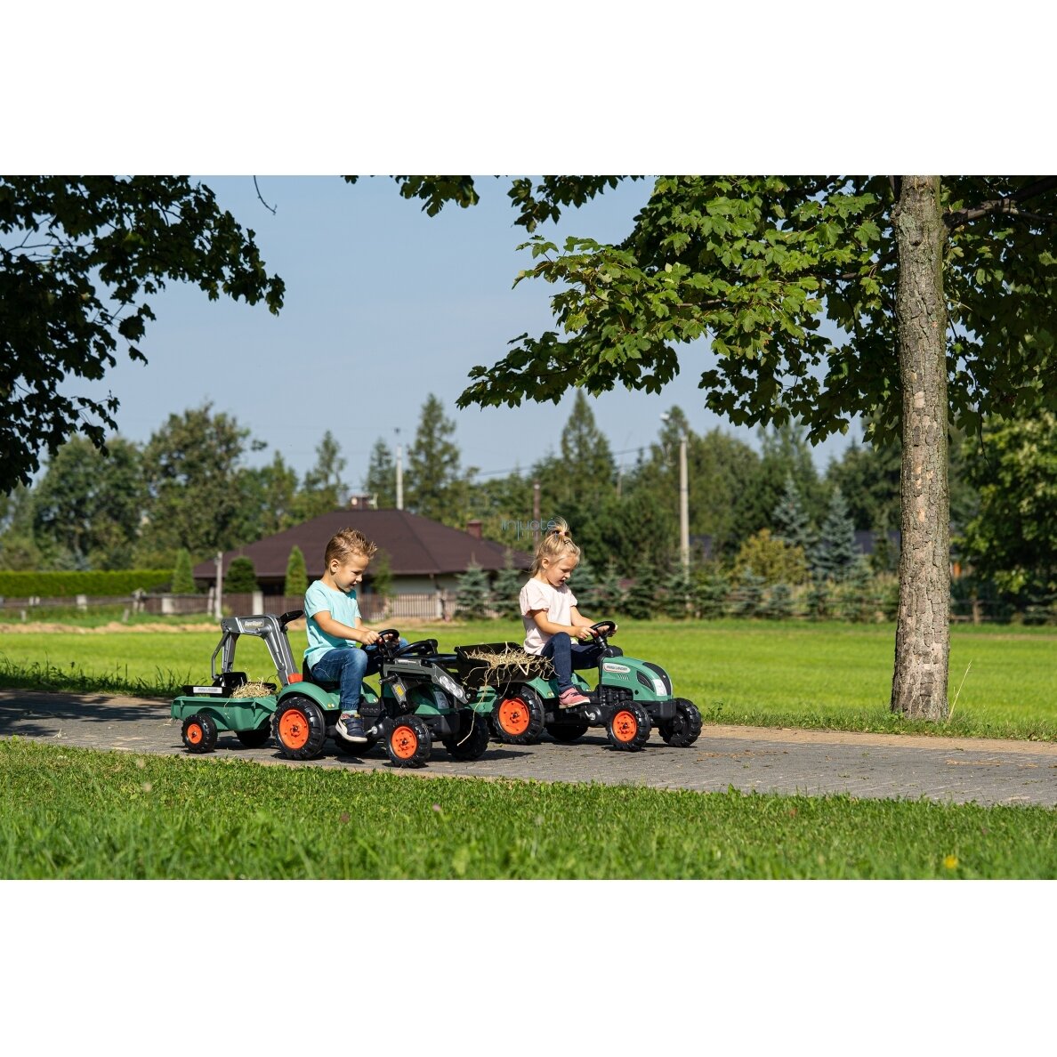FALK FARM LANDER EKSKAVATORIUS-TRAKTORIUS, 2054N 1 FALK FARM LANDER EKSKAVATORIUS-TRAKTORIUS, 2054N 1