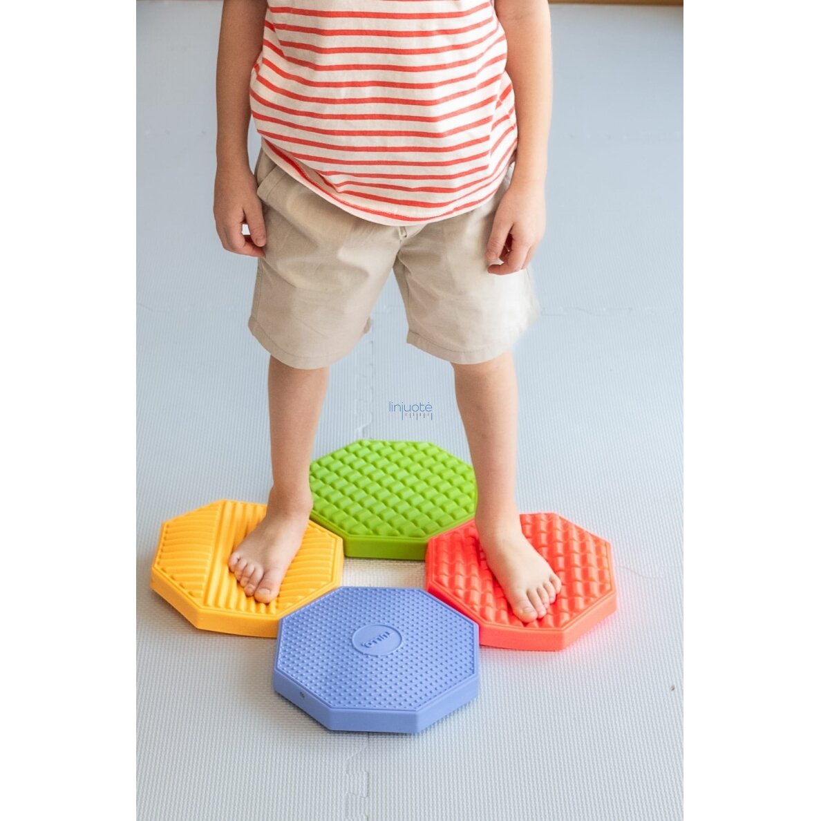 Įvairių faktūrų sensorinių diskų rinkinys, 4 el., dydis 20 cm., TUK616 1