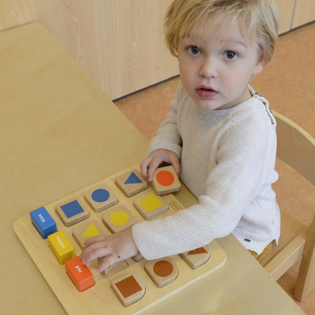 MASTERKIDZ EDUKACINĖ LENTA RŪŠIAVIMUI, SPALVŲ BEI FIGŪRŲ MOKYMUISI, MK08848 1