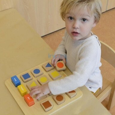 MASTERKIDZ EDUKACINĖ LENTA RŪŠIAVIMUI, SPALVŲ BEI FIGŪRŲ MOKYMUISI, MK08848 MASTERKIDZ EDUKACINĖ LENTA RŪŠIAVIMUI, SPALVŲ BEI FIGŪRŲ MOKYMUISI, MK08848