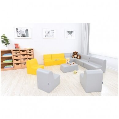 Vidutinė sofa - įvairių spalvų 2 Vidutinė sofa - įvairių spalvų 2