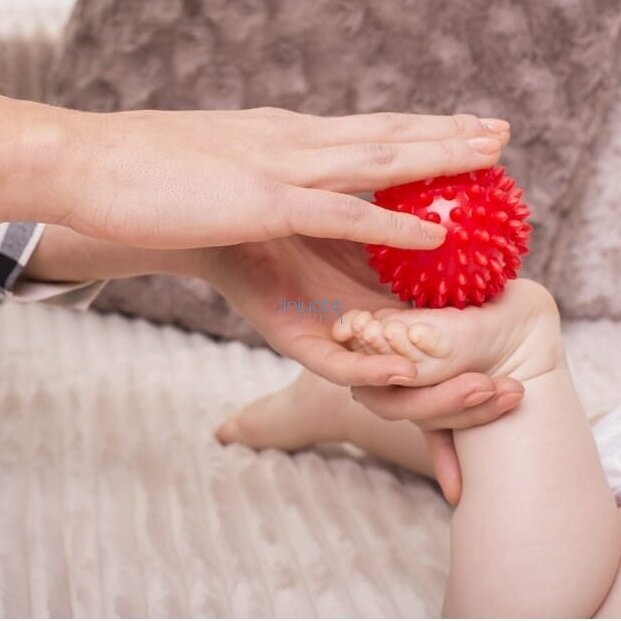 Masāžas bumbiņa ar adatiņām, 1 GAB, 6,6 cm, dažādās krāsās, TUK409+K 2