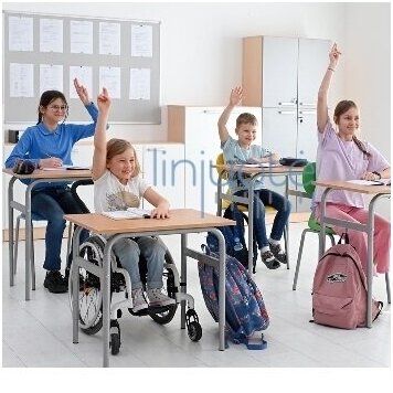 Regulējama augstuma skolas sols cilvēkiem ar kustību traucējumiem B9036 2 Regulējama augstuma skolas sols cilvēkiem ar kustību traucējumiem B9036 2