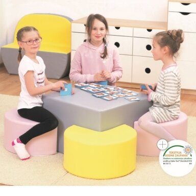 Galdiņa un 4 pufu komplekts "Pastele" 855315 Galdiņa un 4 pufu komplekts "Pastele" 855315