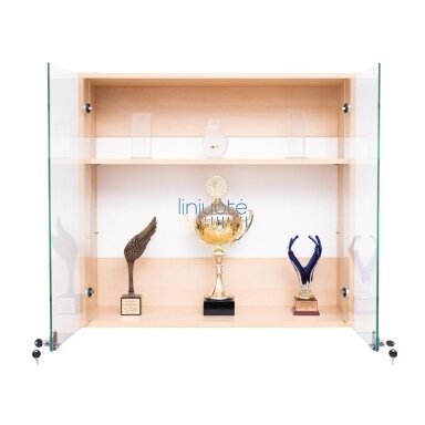 Taurių vitrina. Kolekcija Fresh