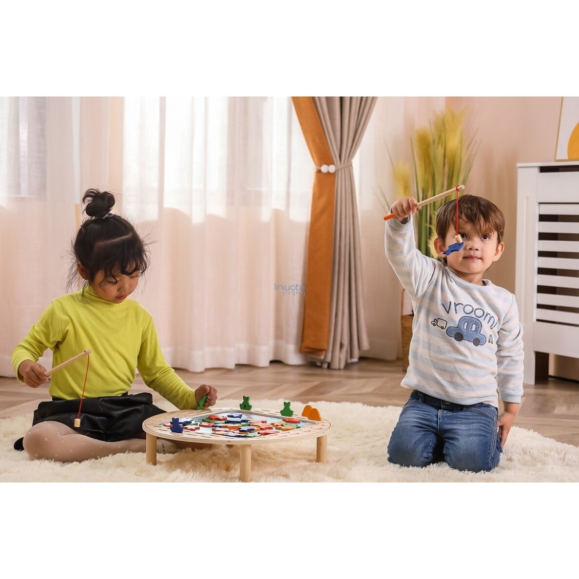 EDUKACINIS STALAS  “PAGAUK ŽUVĮ”  44546 7