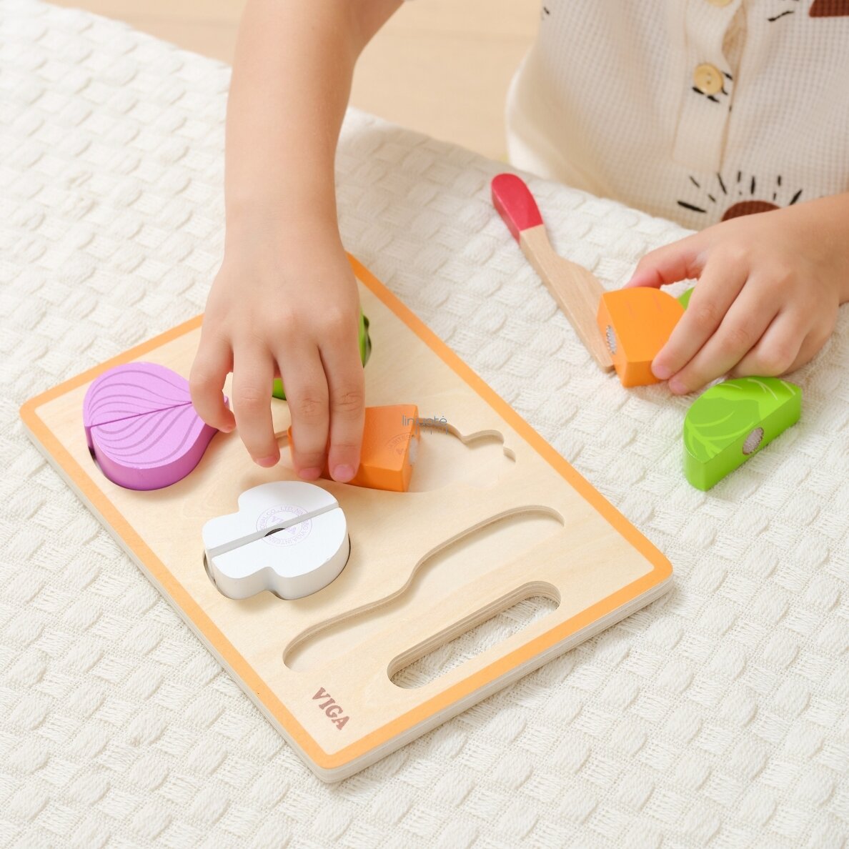 VIGA Medinis Montessori Daržovių Pjovimo Mokymosi Žaidimas 44790 3 VIGA Medinis Montessori Daržovių Pjovimo Mokymosi Žaidimas 44790 3