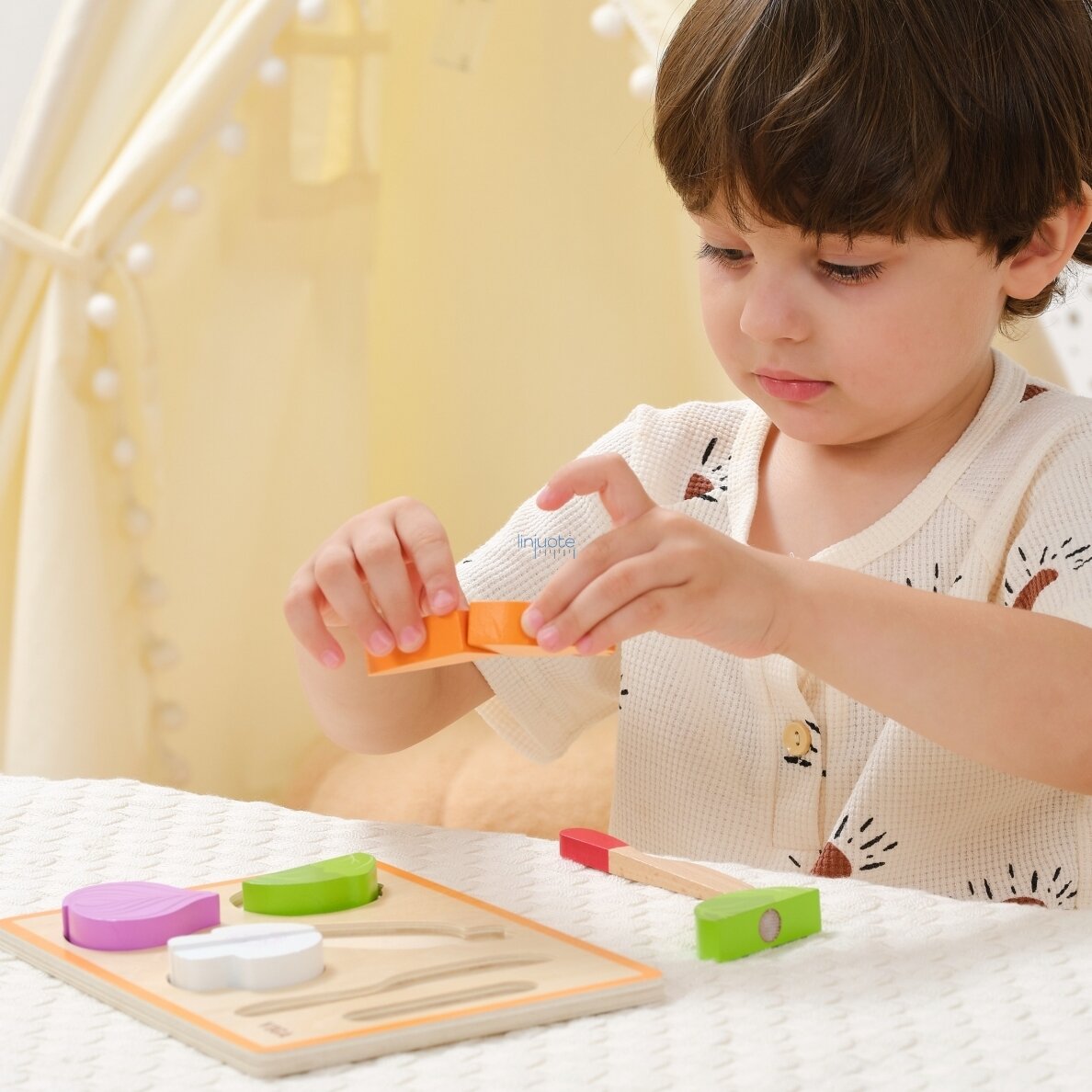 VIGA Medinis Montessori Daržovių Pjovimo Mokymosi Žaidimas 44790 4 VIGA Medinis Montessori Daržovių Pjovimo Mokymosi Žaidimas 44790 4