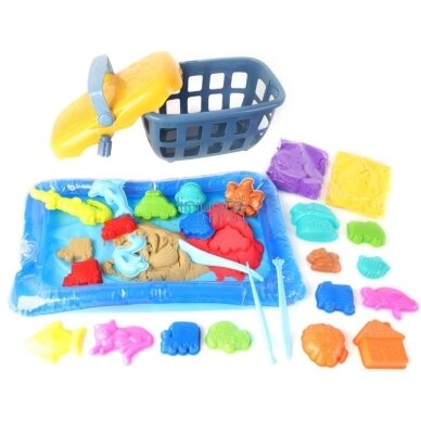 WOOPIE KINETINIS SMĖLIS 0,8 KG RINKINYS KREPŠELYJE SU FORMELĖMIS + BASEINAS, 54764 5